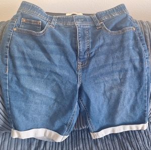 Size 10 Angels Signature Bermuda Shorts